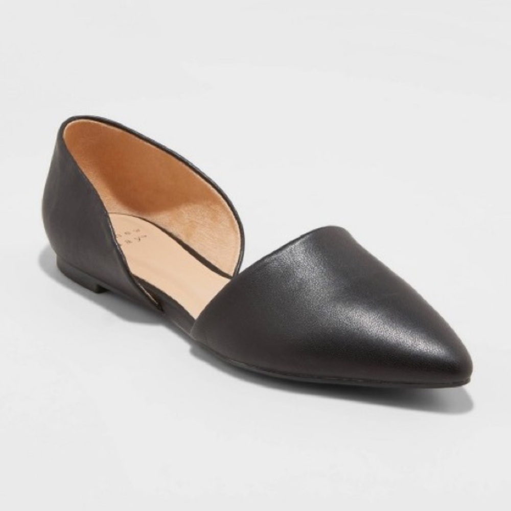 Black Pointed Ballet Flats